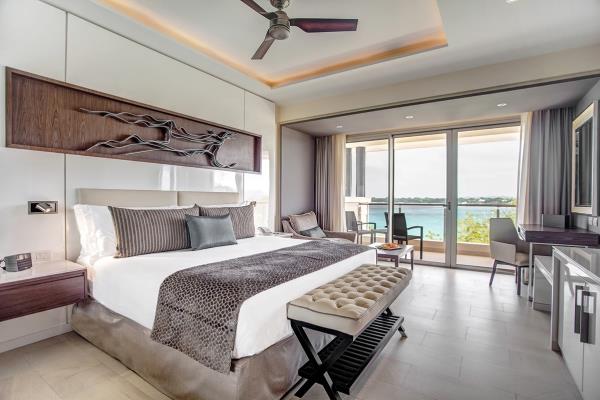Royalton Negril Resort - Luxury Presidential Two Bedroom Suite Diamond Club